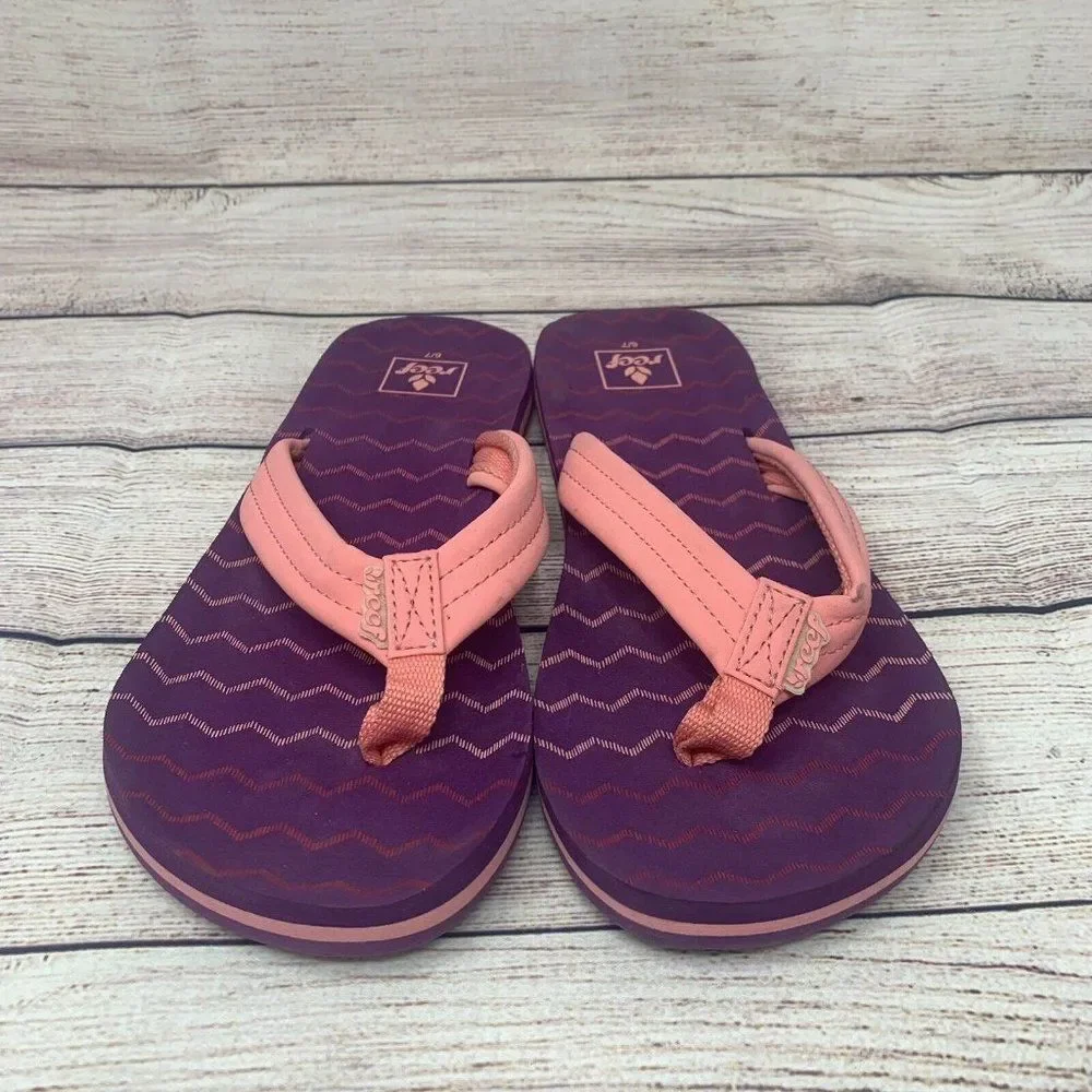 Reef Toddler Little Ahi sandals flip flops Pink Purple - Size 6/7